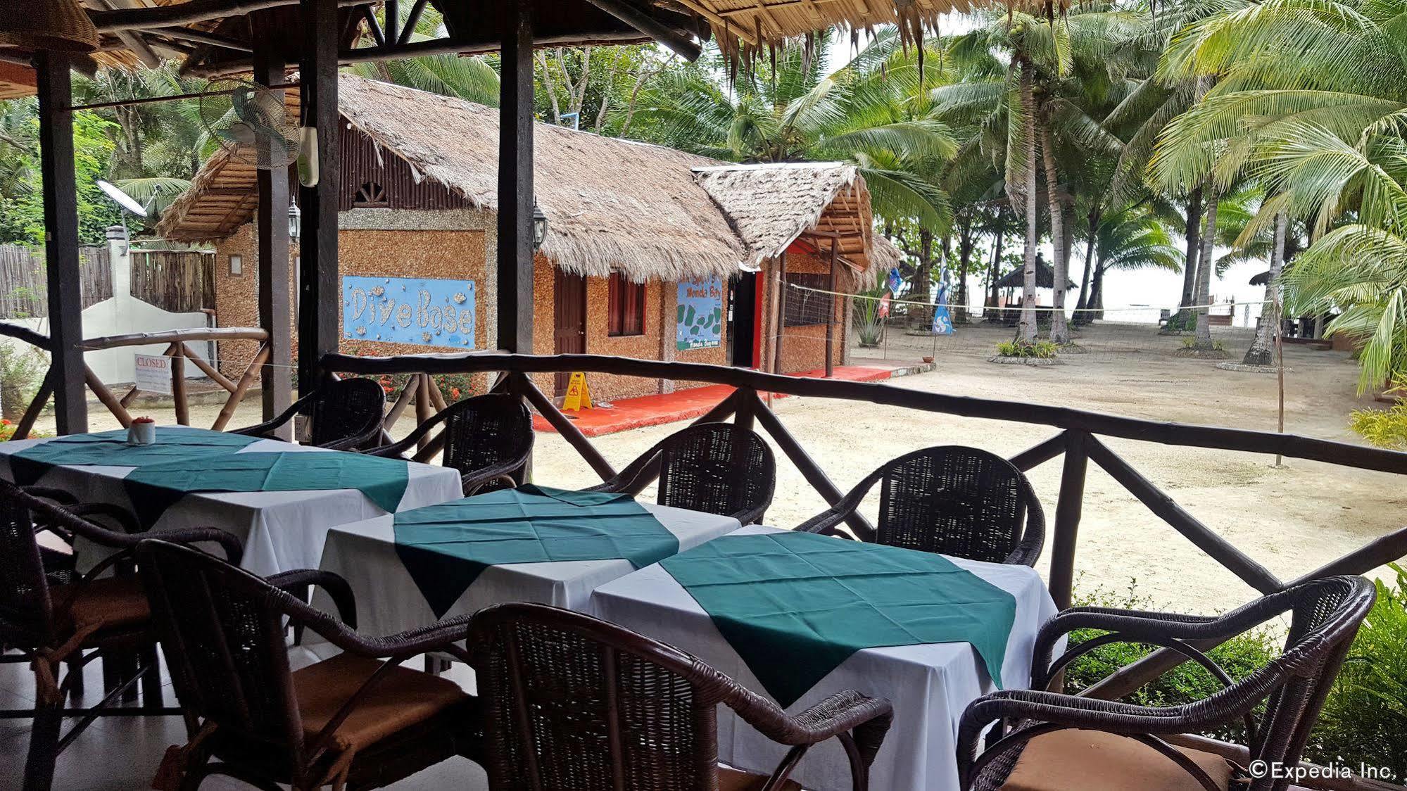 Cooper'S Beach Resort Lucbuan Exterior foto